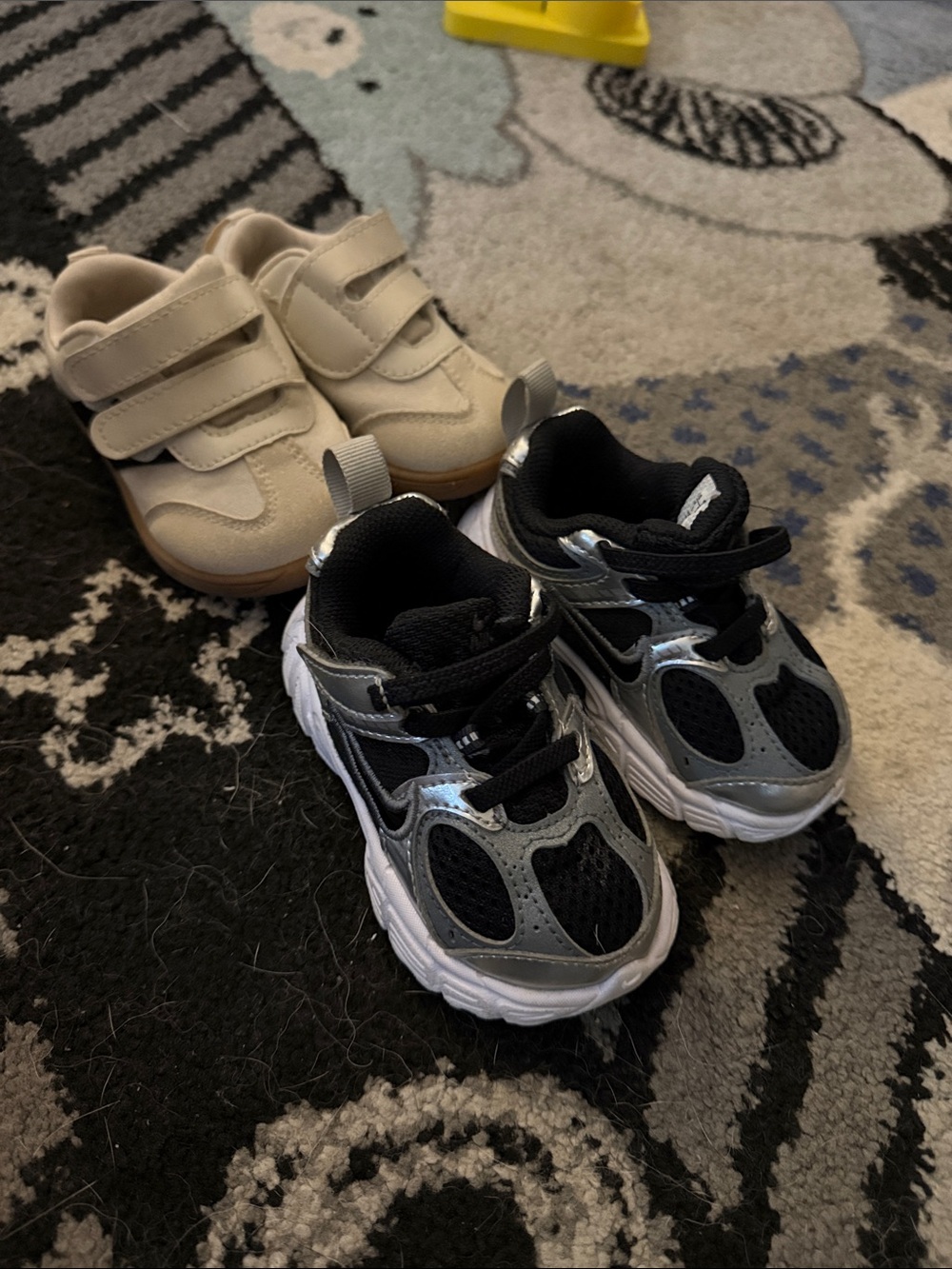 Nike Kids Black and Silver Athletic Sneakers